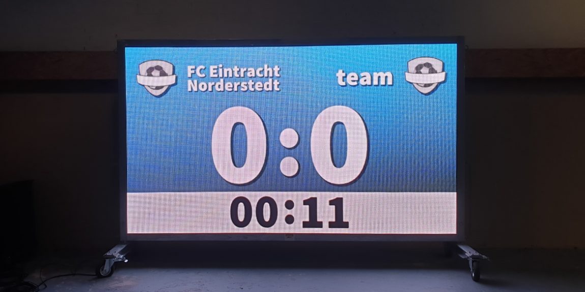 Digitale Anzeigetafel im Test